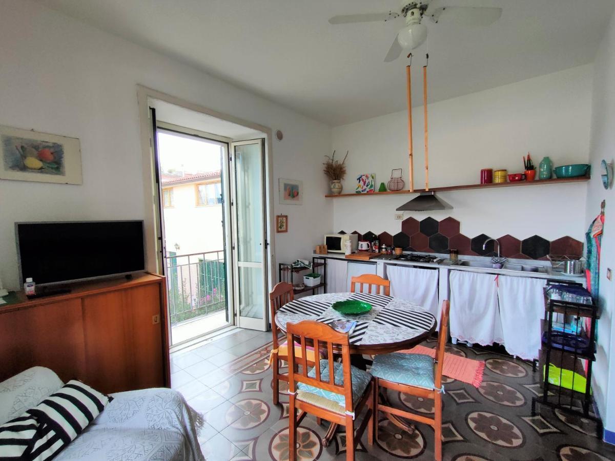 Panoramic Apartments In Villa In Center "The Beach And The Cliff" 1 Agropoli Exterior photo